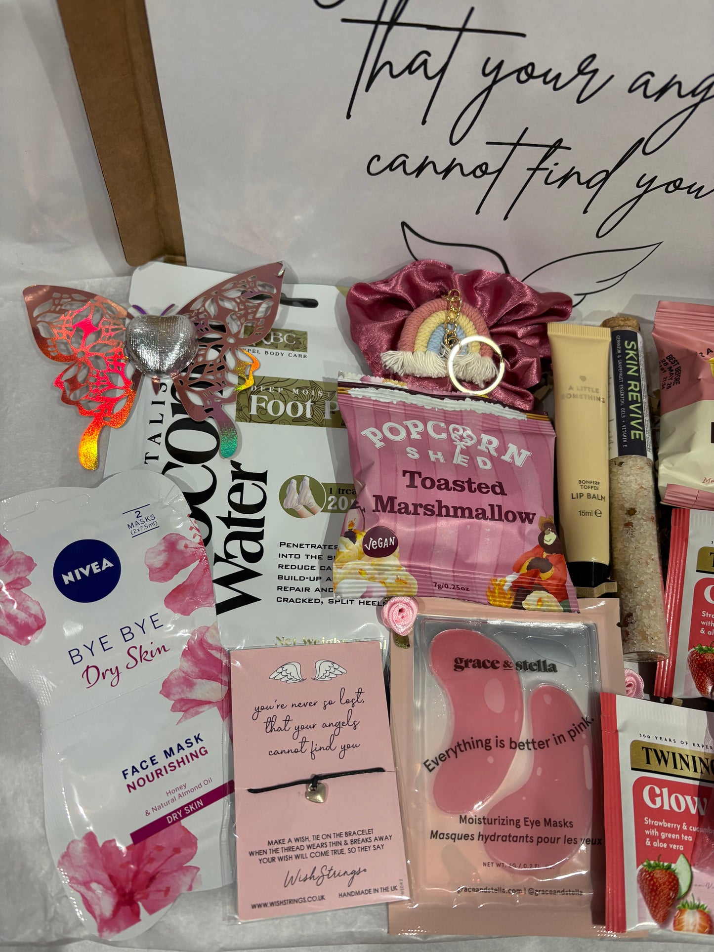 Angels Always Find You Hamper