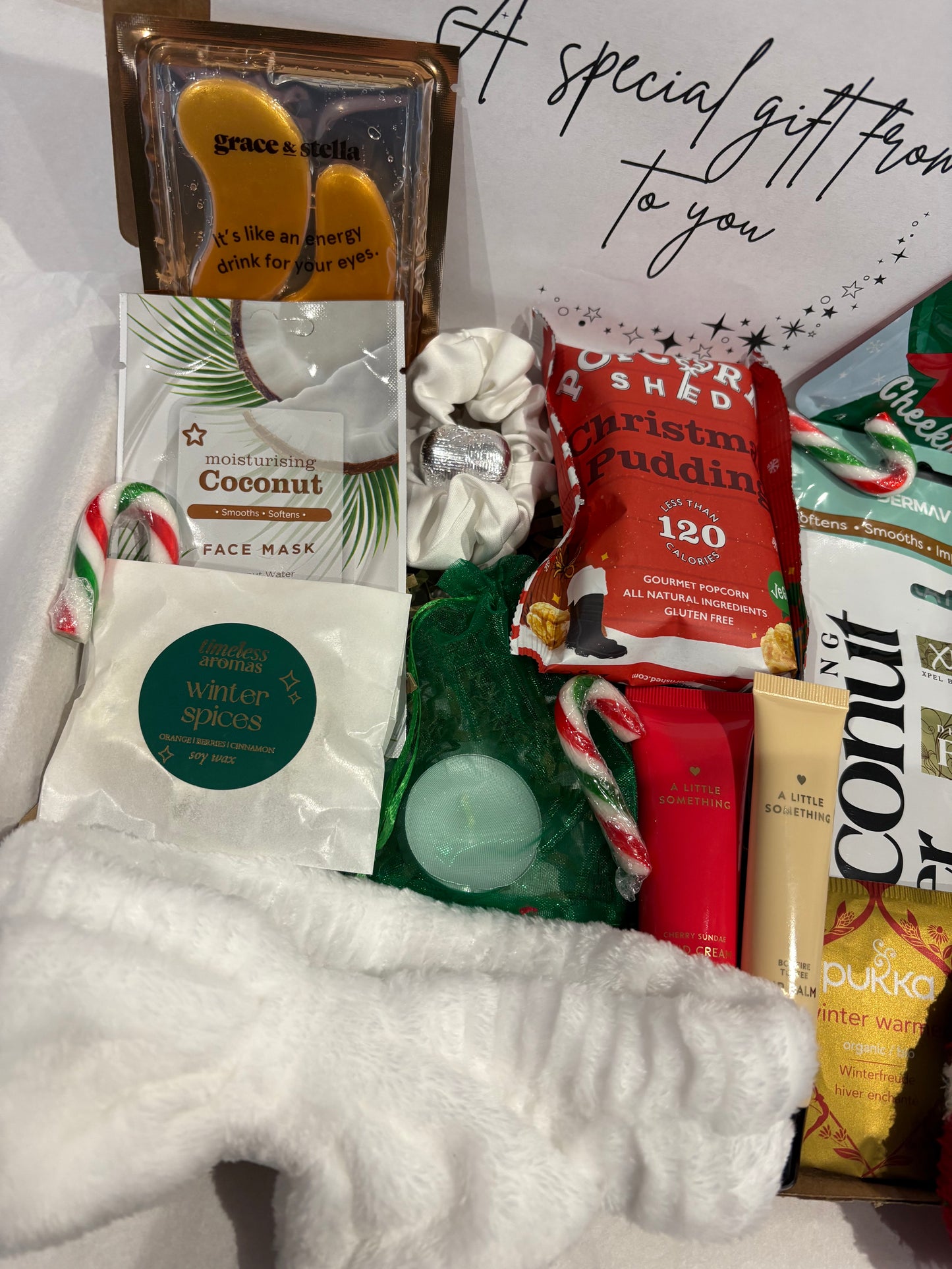 Merry and Bright Christmas Hamper