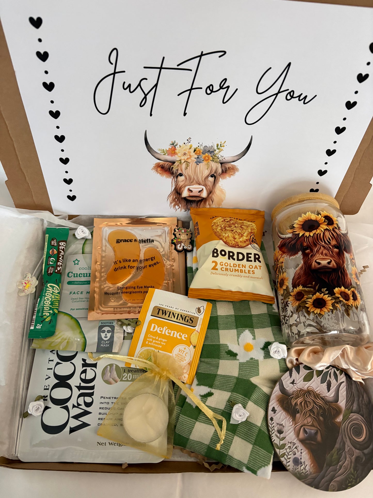 Highland Cow Hamper With Glass