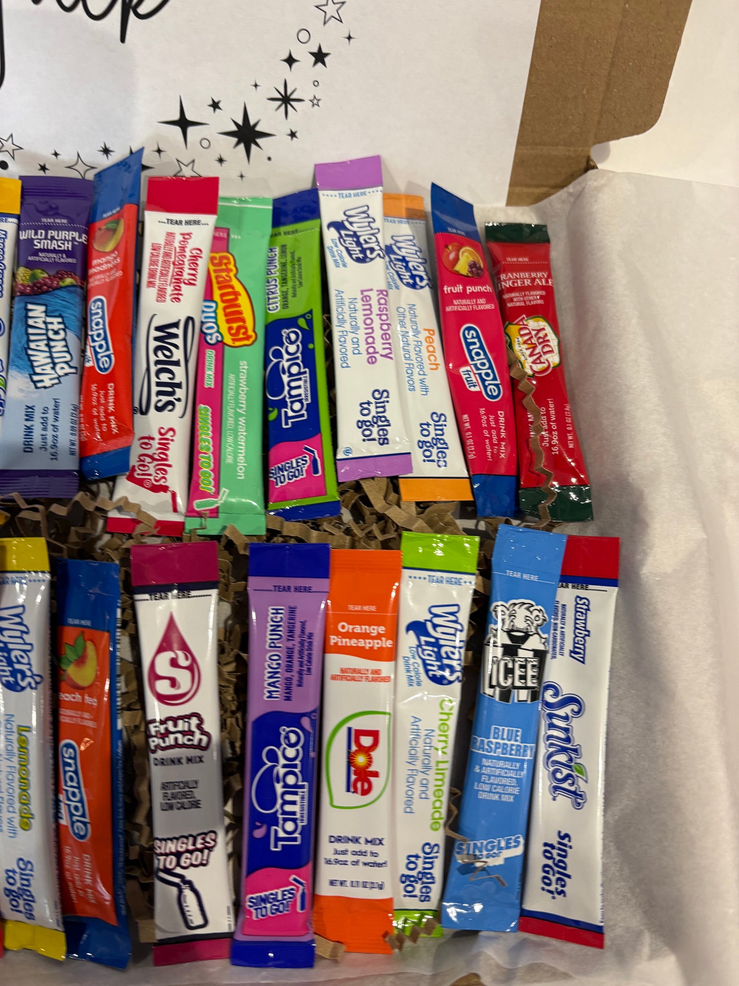 American Singles To Go Drink Mix Water Hamper