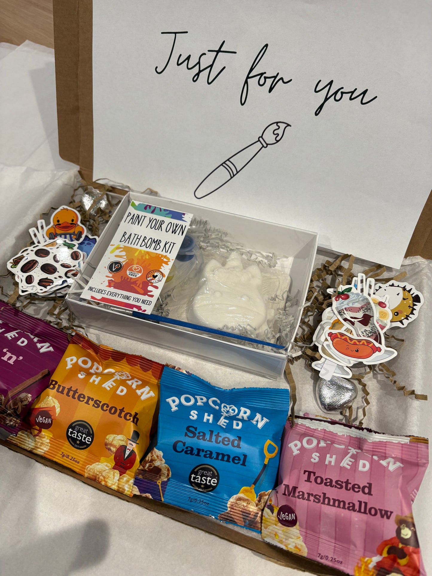 Paint your own Bath bomb Children’s Hamper