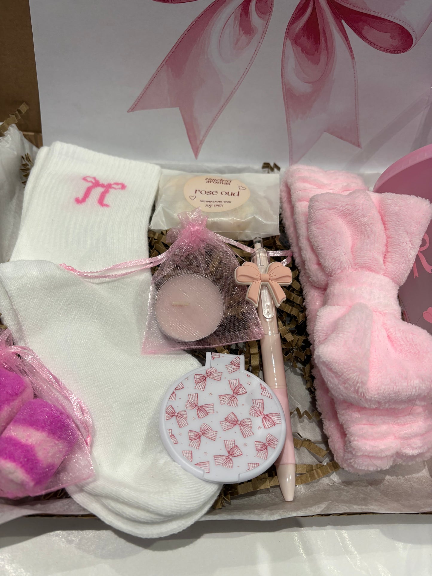 Pink Bow Hamper