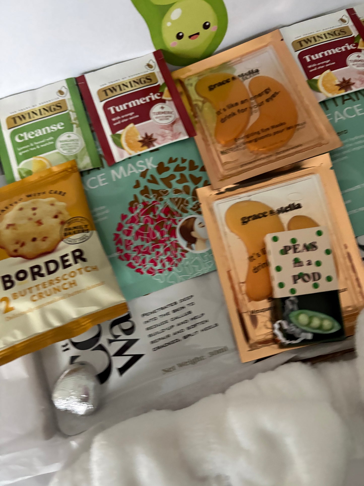 Two Peas In A Pod Hamper