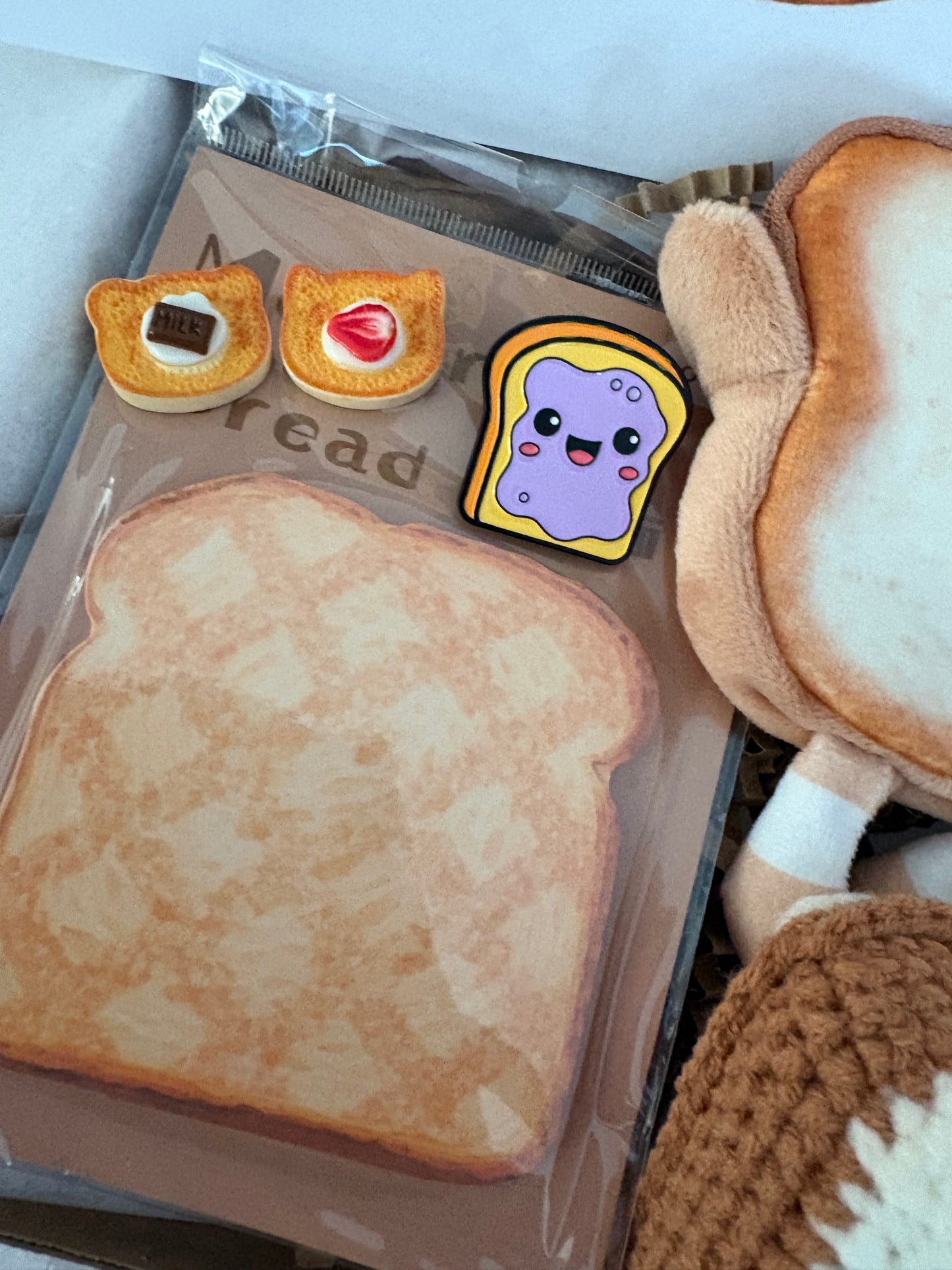 Toast Hamper