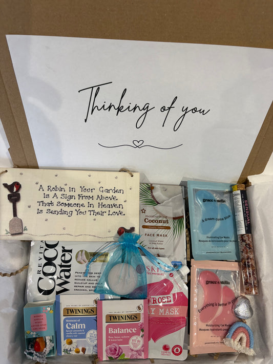 Robin Sympathy Keepsake Hamper