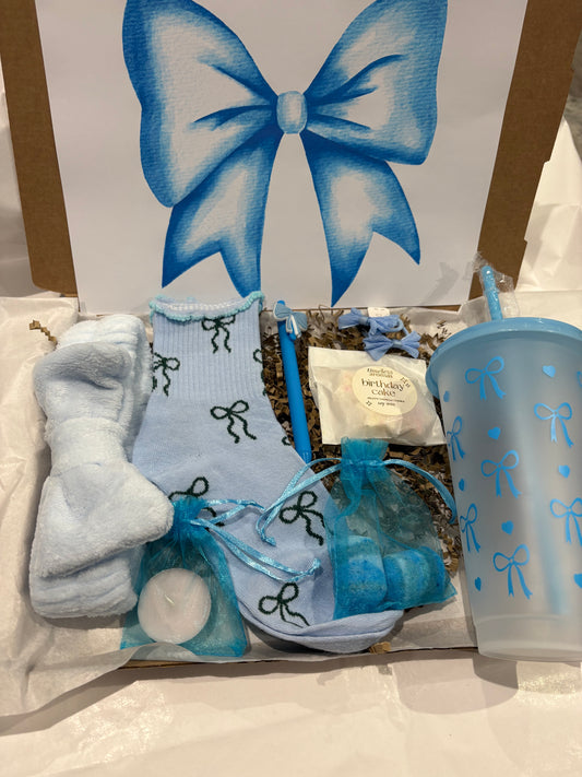Blue Bow Hamper