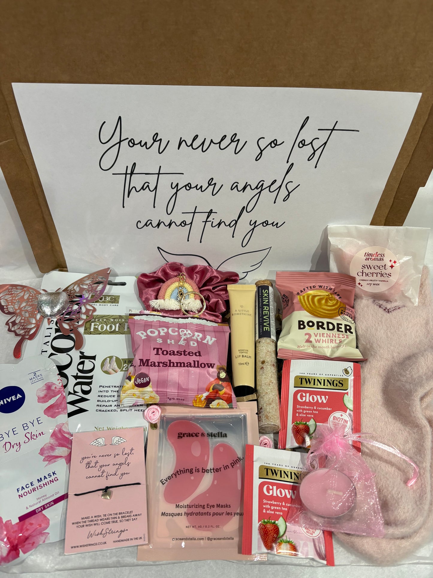 Angels Always Find You Hamper