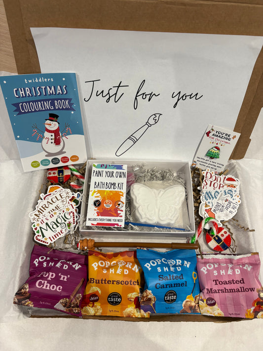 Paint your own Bath Bomb Christmas Children Hamper