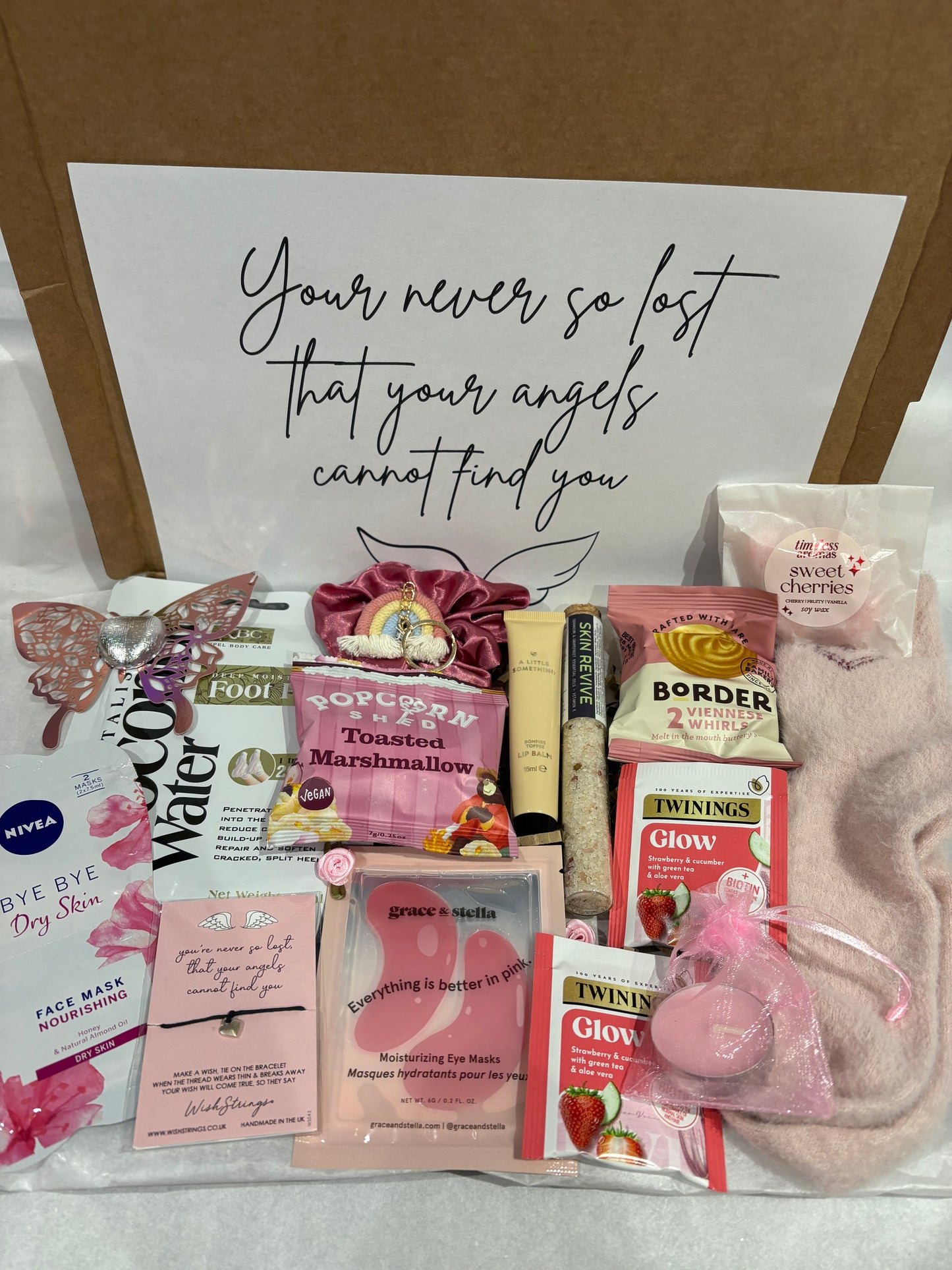 Angels Always Find You Hamper