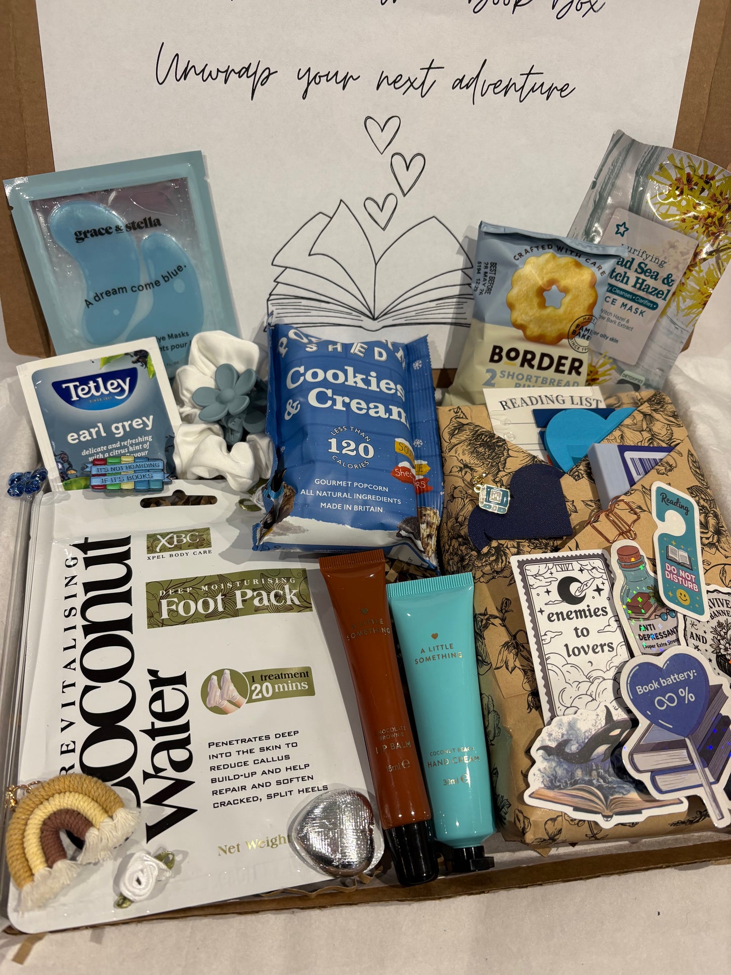 Blind date with a Book Box in Blue