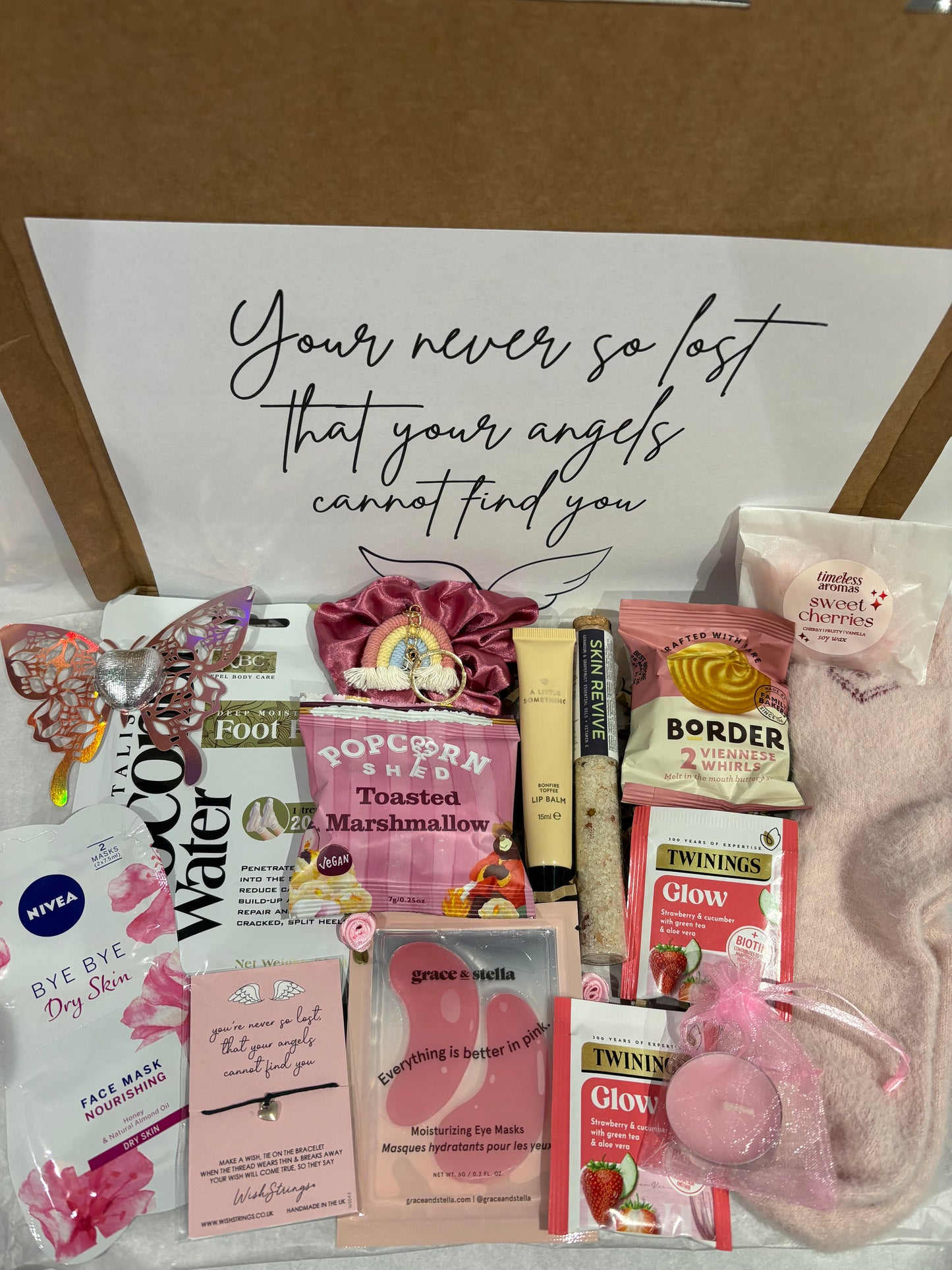 Angels Always Find You Hamper