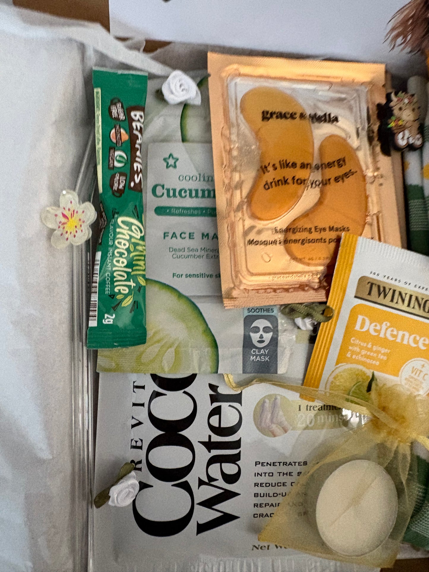 Highland Cow Hamper With Glass